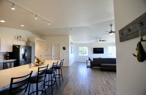 Kailua-Kona House | Gorgeous Ocean View, Comfortable Cool Elevation, Close to Everything!
