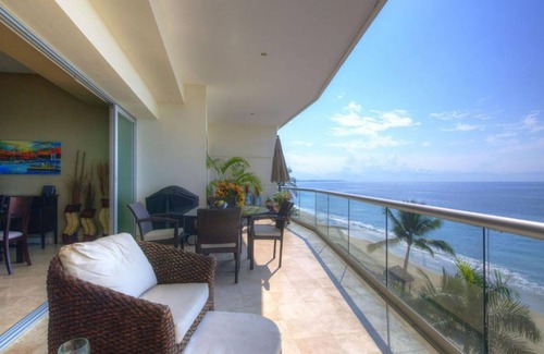 Bucerias Condo | Gorgeous Oceanfront Luxury Condo in the Heart of Bucerias!