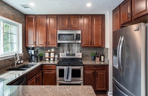 Whitemarsh Island House | Gorgeous! Pool & Lagoon Near Historic Area & Beach