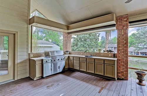 Walden on Lake Conroe House | Gorgeous Private Oasis with Lakefront View, NEW LISTING