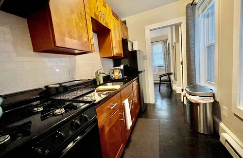 North End Apartment | Gorgeous Rare 3BR 3BA duplex with free Parking, Rare gorgeous 3 bds 3 baths w/Parking in Best loca