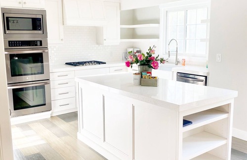 Midway House | Gorgeous Remodeled Farmhouse tucked in a quiet cul de sac on 1/2 acre