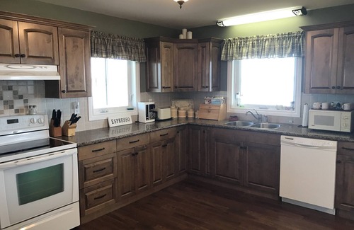 Little Bullhead Cabin | Gorgeous REMOTE private Lakefront cottage with Panoramic Views
