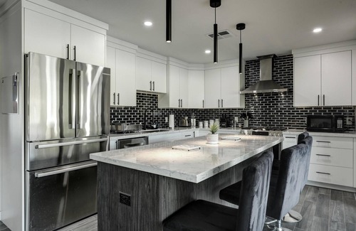 Hy-view House | Gorgeous Scottsdale Home w/Heated Pool