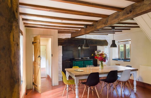 Oswestry House | Gorgeous spacious Welsh long house. Set in 4 acres