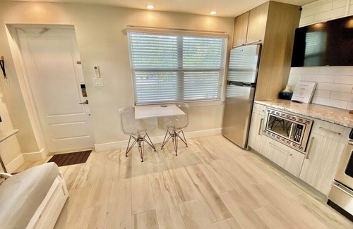 Winslow Reserve Apartment | Gorgeous Sparkling 1BR with Amazing Beach Access! Unit 314