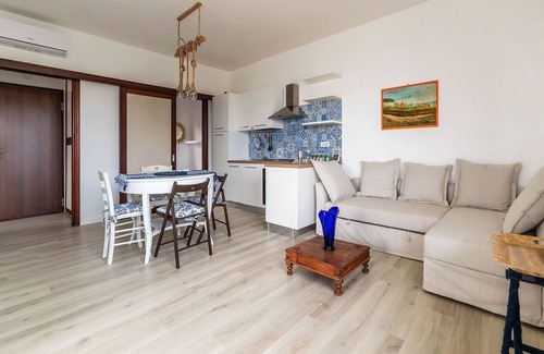 Santa Marinella Apartment | Gorgeous Suite in front of Santa Marinella beach!