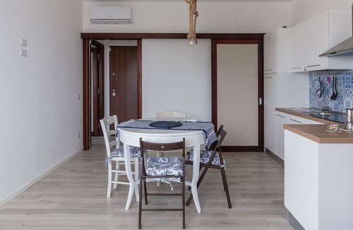 Santa Marinella Apartment | Gorgeous Suite in front of Santa Marinella beach!