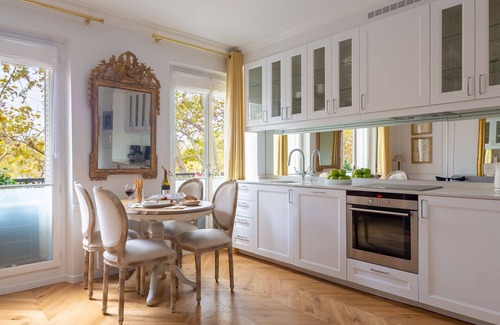Quartier du Gros-Caillou Apartment | Gorgeous & Sunny with Eiffel Tower View Thru Trees