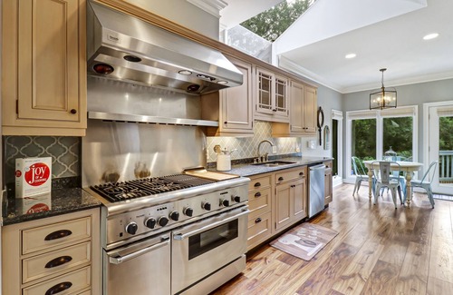 Sea Pines House | Gorgeous Updated Home with Private Pool Close to Beach - Sleeps 13!