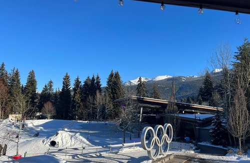 Whistler Condo | Gorgeous views in the middle of it all. New Reno. 5mins to lifts