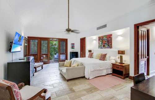 Casa de Campo Villa | Gorgeous villa at Casa de Campo - with large pool, cook, maid and 2 golf carts