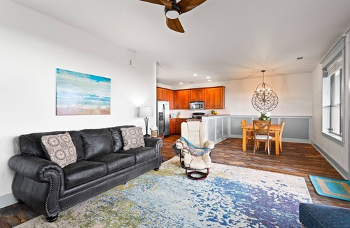 Jonestown Condo | Gorgeous Villa in the Hollows Resort! Pickleball, 4 Pools, Beach Club!