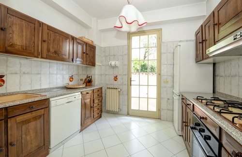 Gargnano Villa | Gorgeous villa with swimming pool and lake view