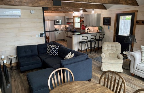 Dover-Foxcroft Cabin | Gorgeous Yr-Round Lake House w/2 Master BRs & Loft