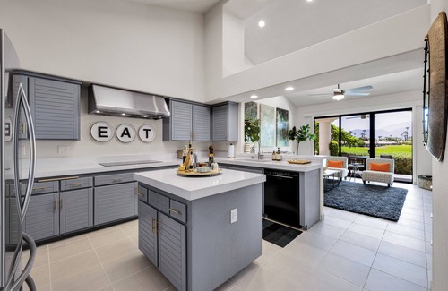 La Quinta Condo | Gorgeously Remodeled 3 Bedroom, 3 Bath Condo With Lake Views