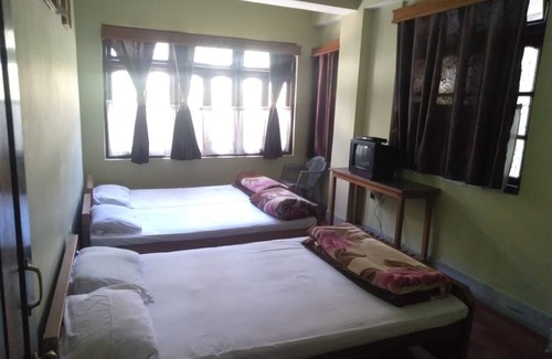Turuk Hotel | Goroomgo J.P. Lodge Kalimpong