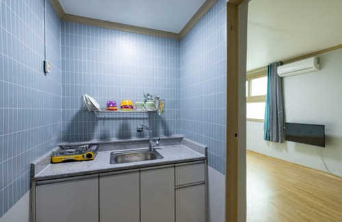 Goseong-gun House | Goseong Hanwori Pension
