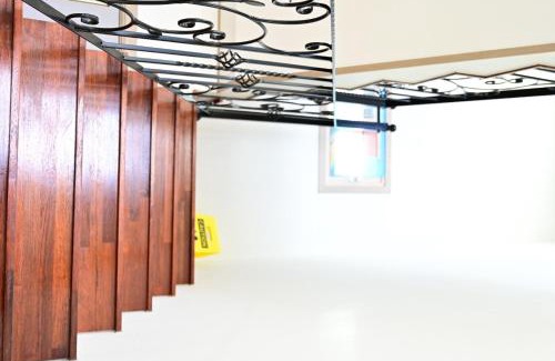 Sokcho House | Goseung Luceluna Pension