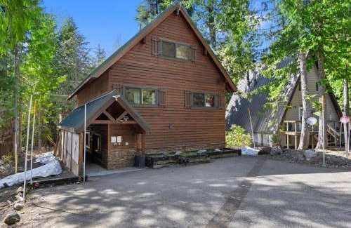 Government Camp House | Govy Alpine Getaway - Meredith Lodging