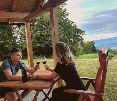 Hrastnik House | Gozdarjeva koča nad Rimskimi Toplicami