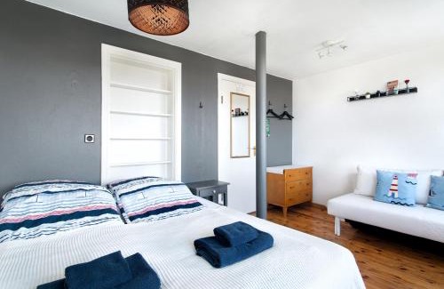 Seltjarnarnes House | Grótta Northern Lights - Apartment & Rooms