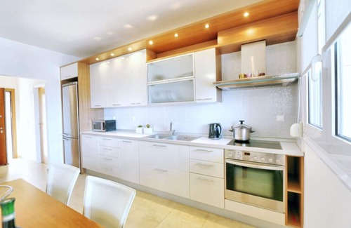 Agia Pelagia House | "Eleni" Sea View Luxury Apartment in Mades