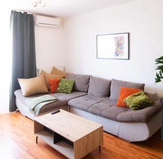 Csarnok negyed Apartment | GR8 Horizon - Apartment 43sqm