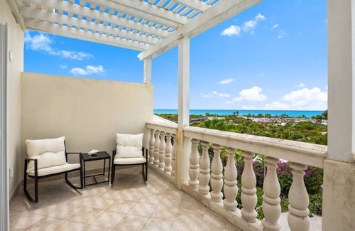 Leeward Settlement House | Grace Bay, Pool, Great Reviews! (#2,3)