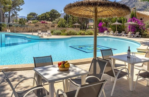 Cala San Vicente Villa | Gran Voramar Cala, 200 m2 pool and 6 bedrooms in Cala Sant Vicenç
