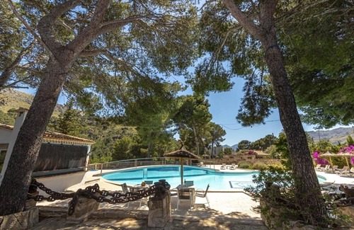 Cala San Vicente Villa | Gran Voramar Cala, 200 m2 pool and 6 bedrooms in Cala Sant Vicenç