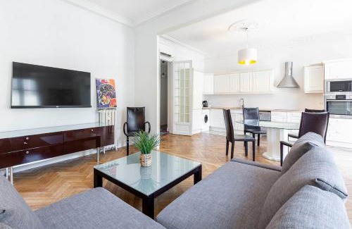 Musicians Quarter Apartment | Grand appartement climatisé centre ville Nice