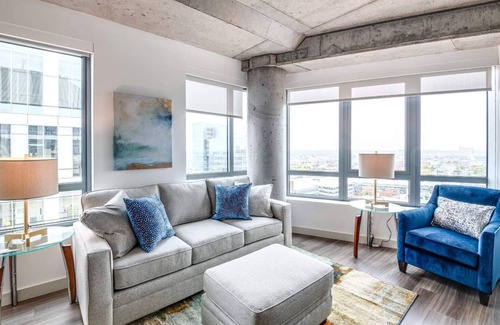 MIT Apartment | Grand Apt with Amenities