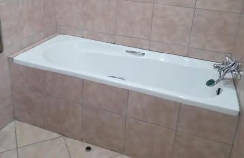 Rustenburg House | Grand Central Guesthouse