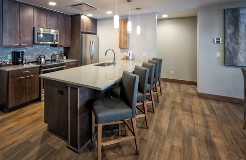 Peak 8 Resort | Grand Colorado on Peak 8 - Breckenridge Residences- Breathtaking Views 2 Br/2 Ba