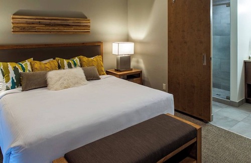Breckenridge Resort | Grand Colorado on Peak 8 Resort in Breckenridgen4 Bedroom will consider 2/3 Bdrm