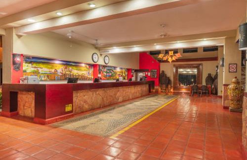 Bucerias Resort | Grand Decameron Complex Bucerias, A Trademark All-Inclusive Resort