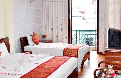 Hang Trong Hotel | Grand Holiday Hotel 2