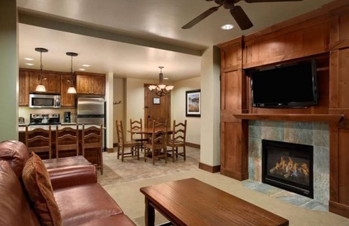 Breckenridge Condo | Grand Lodge At Peak 7