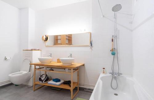 Anatole France Danton Apartment | Grand Loft - Hypercentre - 7 pers
