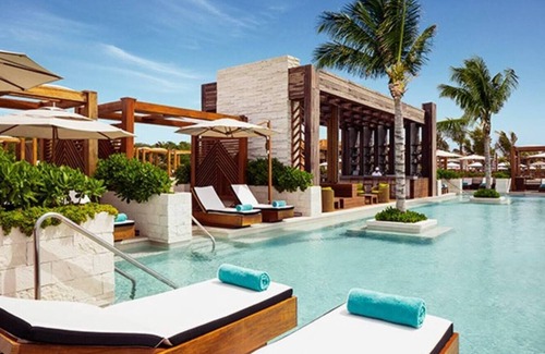 Villa Juarez Apartment | Grand Luxxe 1 Bedroom Suite