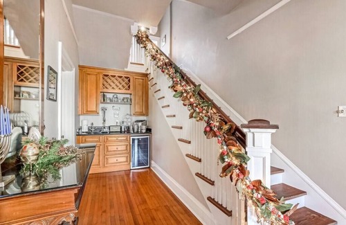 Faubourg Livaudais Bed & Breakfast | Grand Mansion, Garden District, One block to St. Charles Ave, 9 bedrooms