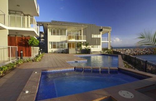 Nelly Bay Hotel | Grand Mercure Apartments Magnetic Island