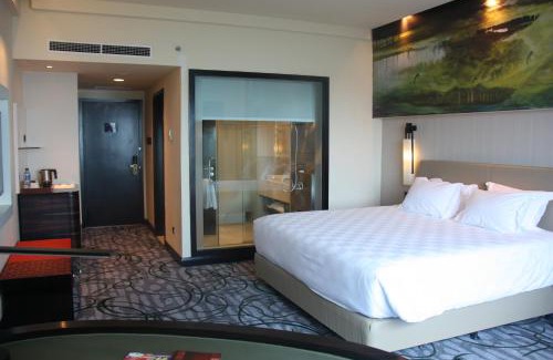 Medan Hotel | Grand Mercure Medan Angkasa