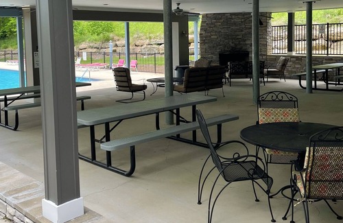 Smithville House | Grand Opening Summer 2021! Amazing Lake Views!