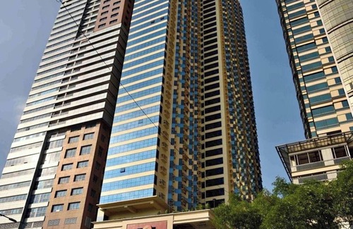 Ermita Condo | Grand Riviera Condotel Near St lukes Medical Center