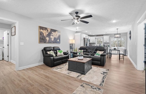 Elizabethtown House | Grand Slam Getaway on Sandy Circle