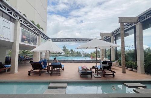 Tran Phu Beach Bed & Breakfast | Grand StarCity with Seaview