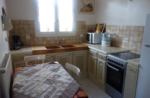 Avignon Apartment | GRAND STUDIO CLIMATISE, INDEPENDANT DANS VILLA AVEC JARDIN, Tranquility assured