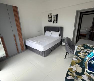 Dambulla Apartment | Grand Suite - Modern & Spacious